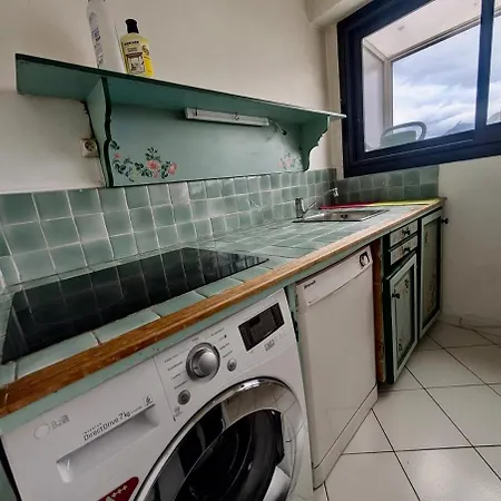 Appartamento 80 M2 - 8th Floor With Free Parking - 5 Guests